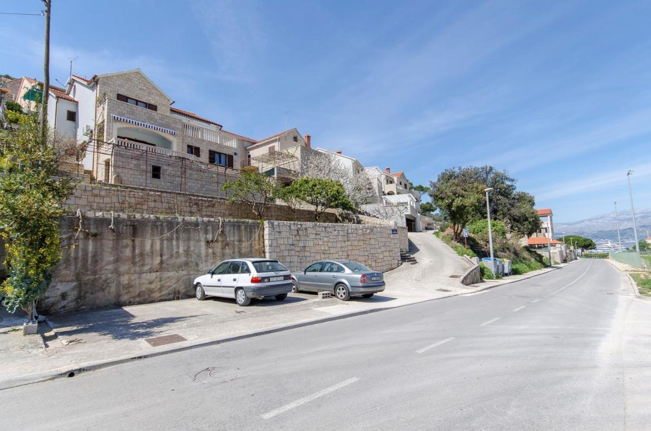 פוסטיר Apartments Goran מראה חיצוני תמונה